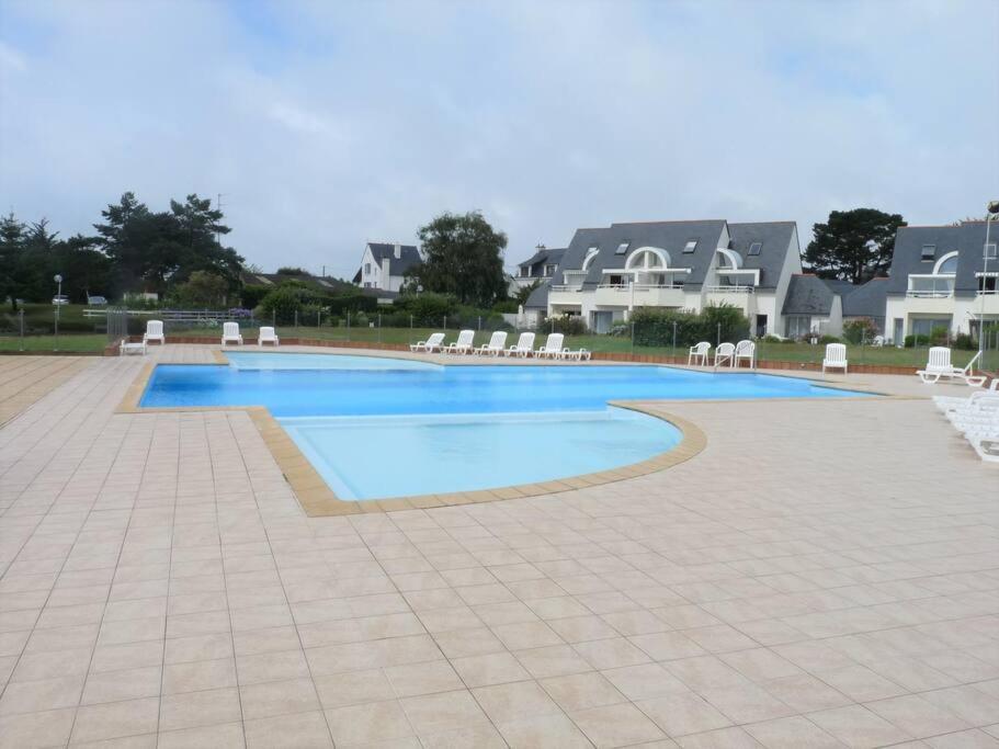 Au Ti Menhir * 2 A 4 Vacanciers * Piscine * Wifi การ์นัก ภายนอก รูปภาพ